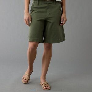 BNWT American Eagle 11” trouser shorts
